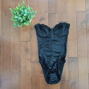 SATIN LACE DETAIL VINTAGE STRAPLESS BODYSUIT